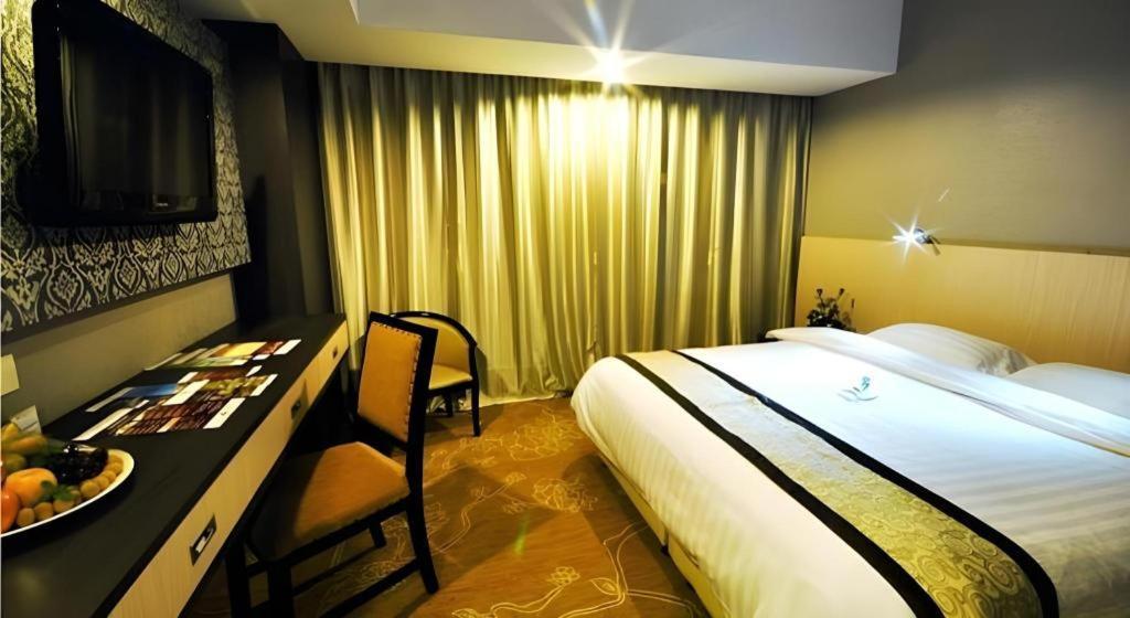 Hermes Palace Hotel Medan Dış mekan fotoğraf