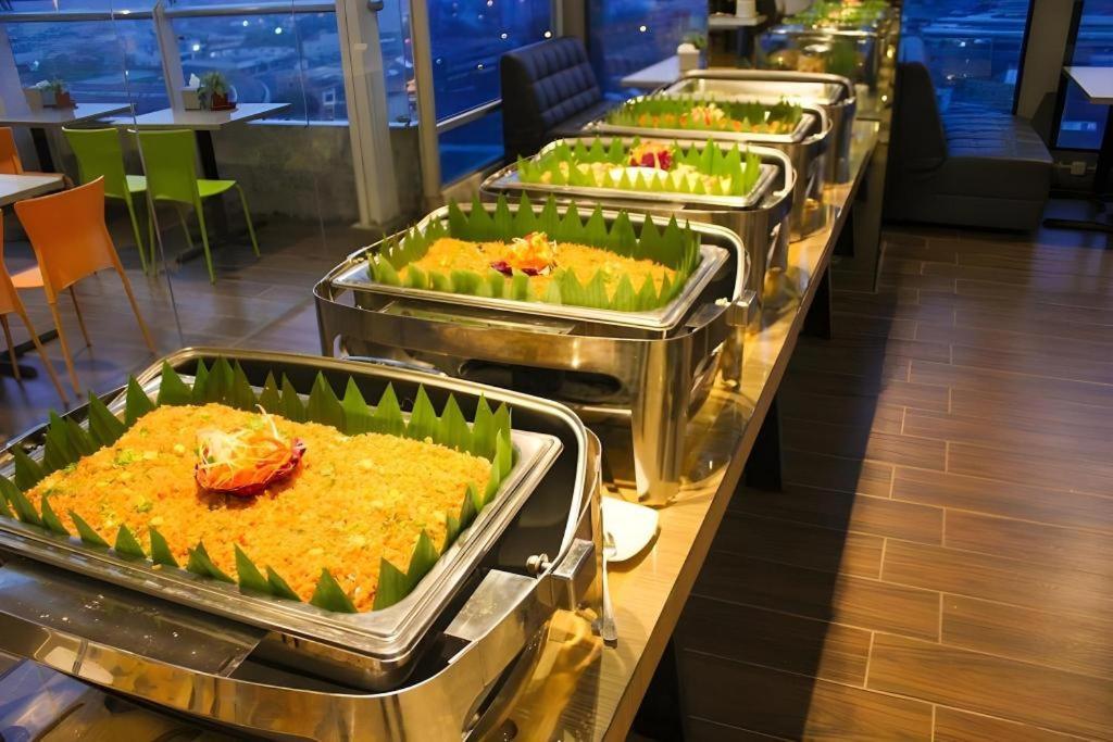 Hermes Palace Hotel Medan Dış mekan fotoğraf